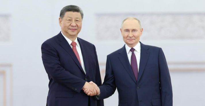 Putin se encontra com Xi Jinping em Moscou | Foto: Xinhua/Divulgação