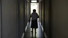 Segundo os autores, as mulheres são as mais afetadas, por viverem mais | Foto: Reprodução/Agência Brasil