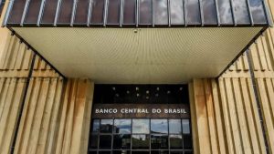 Banco Central IOF juros crédito