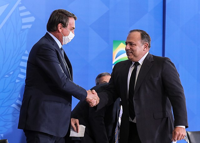 Bolsonaro e Pazuello