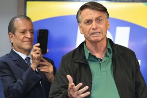 Bolsonaro fala a prefeitos: 'Se eu não aparecer como candidato, será uma negação à democracia' | Foto: Divulgação/PL