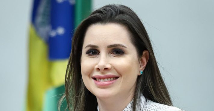 Carol De Toni
