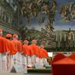 Área interna da Capela Sistina, no Vaticano, palco do próximo conclave: eleição começa em 7 de maio | Foto: Vatican News
