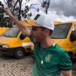 Senador Cleitinho (Republicanos/MG) foi ao pátio de uma das unidades dos Correios em Minas Gerais para mostrar as condições da frota de veículos da companhia | Foto: Reprodução/Twitter/X