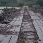 Destruição parcial da ponte do Passo do Umbu, sobre o Rio Ibicuí | Foto: Divulgação/ Defesa Civil