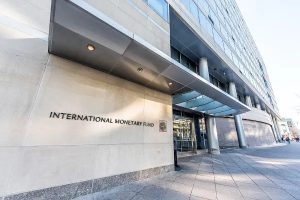 Sede do FMI, em Washington, nos Estados Unidos: ajuda total equivalente a US$ 122 bilhões