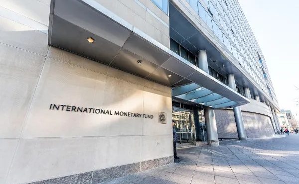 Sede do FMI, em Washington, nos Estados Unidos: ajuda total equivalente a US$ 122 bilhões