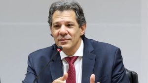 Fernando Haddad projeta aumento na arrecadação em mais de R$ 20 bilhões ainda neste ano | Foto: Valter Campanato/Agência Brasil