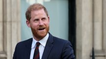 O príncipe britânico Harry, em frente ao Tribunal Superior em Londres, Grã-Bretanha - 9/4/2025 | Foto: Isabel Infantes/Reuters