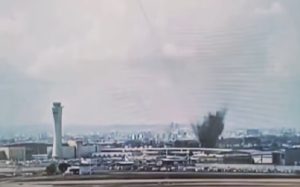Houthis bombardeio Israel aeroporto Iêmen