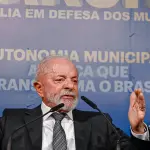 Lula, na marcha dos municípios