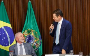 Lula e Hugo Motta | Foto: Marina Ramos/Câmara dos Deputados