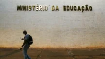 Em agosto, o governo bloqueou R$ 1,28 bilhão do MEC. O congelamento dos repasses não retirou valores das instituições, mas reduziu o limite de gastos
