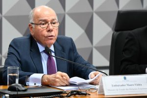 O ministro do Itamaraty, Mauro Vieira, durante depoimento na Comissão de Relações Exteriores e Defesa Nacional (CRE) | Foto: Edilson Rodrigues/Agência Senado