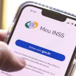Segundo o governo, beneficiários poderão acompanhar todas as movimentações pelo aplicativo Meu INSS | Foto: Divulgação/INSS