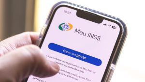 Segundo o governo, beneficiários poderão acompanhar todas as movimentações pelo aplicativo Meu INSS | Foto: Divulgação/INSS