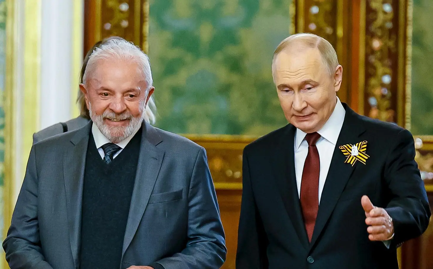 O presidente Lula ao lado de Vladimir Putin em Moscou, Rússia - 9/05/2025