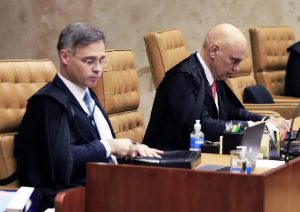 Alexandre de Moraes e André Mendonça STF