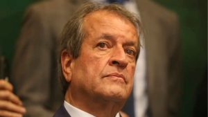 Segundo Valdemar, Eduardo deverá retomar suas atividades como congressista assim que encerrar o período de afastamento | Foto: Valter Campanato/Agência Brasil