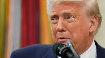 Estados Unidos O presidente dos EUA, Donald Trump, discursa durante a cerimônia de posse do enviado especial Steve Witkoff, no Salão Oval da Casa Branca, em Washington, DC - 6/5/2025 | Foto: Kent Nishimura/Reuters