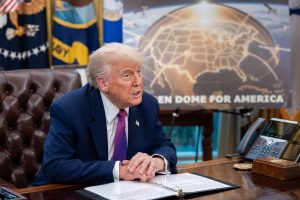 A proposta de Trump surge em meio a um embate entre o governo norte-americano e a instituição de ensino | Foto: Divulgação/Casa Branca