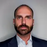 Eduardo Bolsonaro concede entrevista ao Oeste sem Filtro | Foto: Revista Oeste