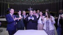 Bancada católica da Câmara organiza viagem para conhecer o papa