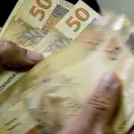 Impostos Governo Dinheiro