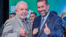 Presidente Lula e o ex-ministro da Previdência, Carlos Lupi, que se demitiu na sexta-feira 2