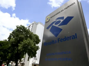 unafisco Leilão da Receita Federal tem iPhones, carros e eletrônicos
