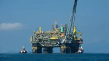 A maior parte da produção de petróleo e gás natural no Brasil é proveniente dos reservatórios da camada pré-sal