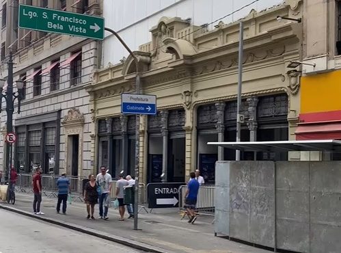Governo Lula autoriza homenagem a prostíbulo de SP via Lei Rouanet