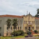 Trote na Unesp deixa 2 alunos em coma alcoólico