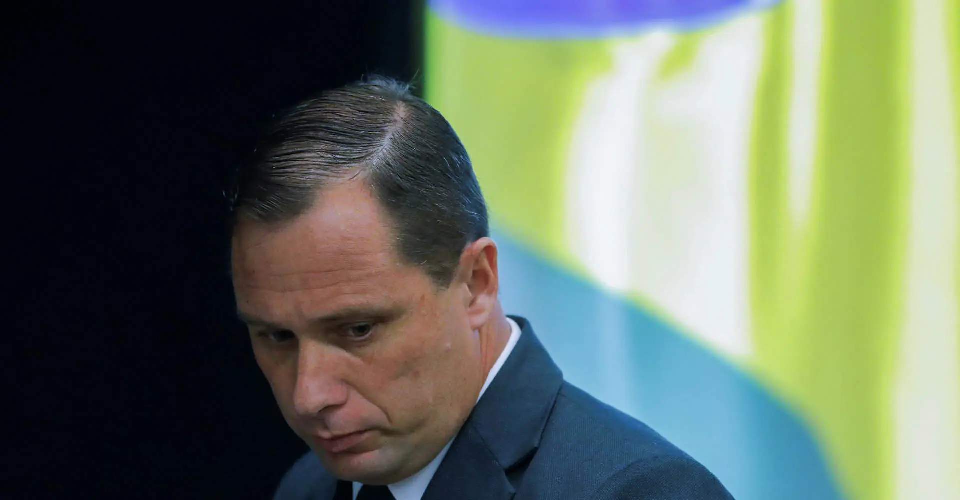 Tenente-coronel Mauro Cid, ex-assessor do ex-presidente Jair Bolsonaro, durante julgamento no Supremo Tribunal Federal sobre suposta tentativa de golpe, em Brasília (9/6/2025) | Foto: Reuters/Diego Herculano