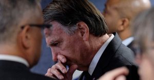 Ex-presidente Jair Bolsonaro, durante julgamento no STF por suposta 'tentativa de golpe', em Brasília | Foto: Reuters/Diego Herculano