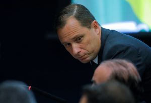 Depoimento de Mauro Cid frustra expectativas do STF: coronel nega planejamento de golpe e se revela mais útil à defesa do que à acusação | Foto: REUTERS/Diego Herculano
