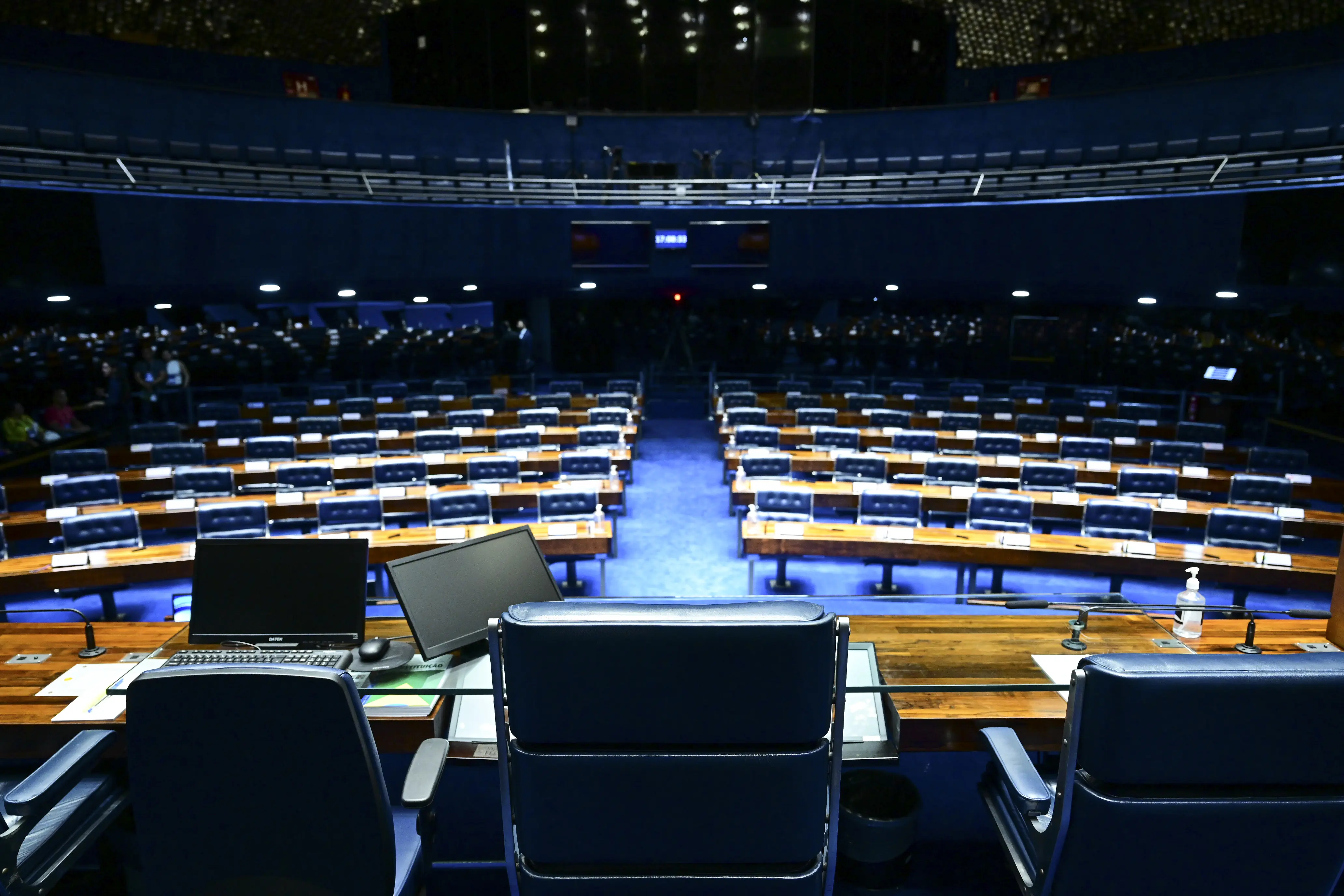 Congresso recebe do Ranking dos Políticos proposta de reforma para enxugar gastos e valorizar desempenhoo| Foto: Andressa Anholete/Agência Senado