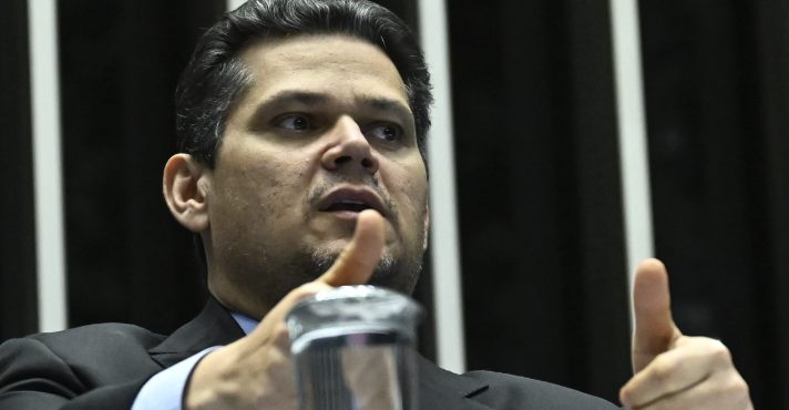 Centrão ainda não fechou questão sobre a votação do aumento de cadeiras na Câmara | Foto: Andressa Anholete/Agência Senado
