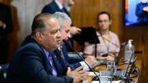 Partidos questionam o relatório apresentado na comissão | Foto: Geraldo Magela/Agência Senado