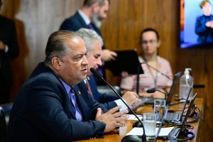 Partidos questionam o relatório apresentado na comissão | Foto: Geraldo Magela/Agência Senado