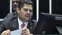 O presidente do Senado, Davi Alcolumbre (União-AP) anunciou que a CPI do crime organizado será instalada na próxima terça-feira, 4 | Foto: Jefferson Rudy/Agência Senado
