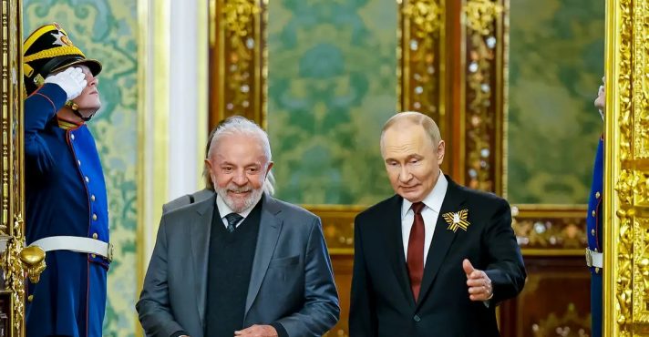 Em maio deste ano, Lula da Silva visitou Vladimir Putin, em Moscou | Foto: Ricardo Stuckert | PR