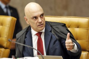 Moraes também ordenou o bloqueio do perfil no Instagram de João Hélio, filho de Carla Zambelli | Foto: Bruno Peres/Agência Brasil