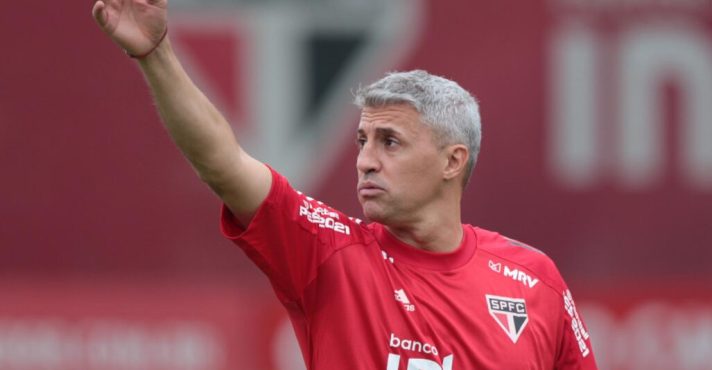 Crespo chega sabendo que não terá lua de mel | Foto: Rubens Chiri/São Paulo