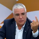 Eduardo Girão concede entrevista ao Arena Oeste | Foto: Revista Oeste
