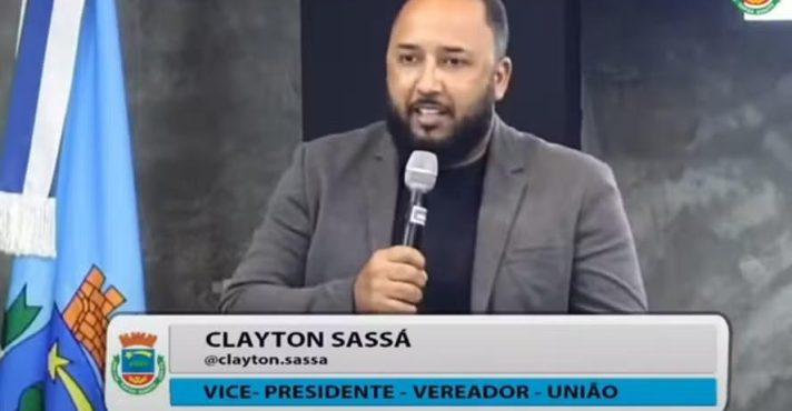 Vereador Clayton Sassá confunde o significado da palavra 'tombamento'
