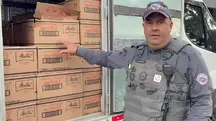 Carga de pó de café recuperada pela Polícia Militar