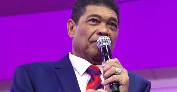A Igreja Mundial do Poder de Deus é liderada pelo pastor Valdemiro Santiago | Foto: Reprodução/Facebook