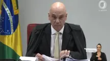 O ministro Alexandre de Moraes que, em tom de brincadeira, foi convidado por Bolsonaro para ser vice na candidatura à Presidência da República, em 2026: 'piada de efeito', diz jurista