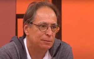 O ator Pedro Cardoso apoiou a condenação de Leo Lins por meio de uma nota publicada no Instagram | Foto: Reprodução/YouTube